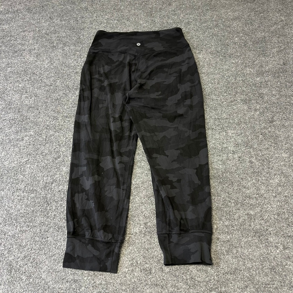 Lululemon Joggers Womens Size 6 Black Camo Align High Rise Tapered Athletic Pant